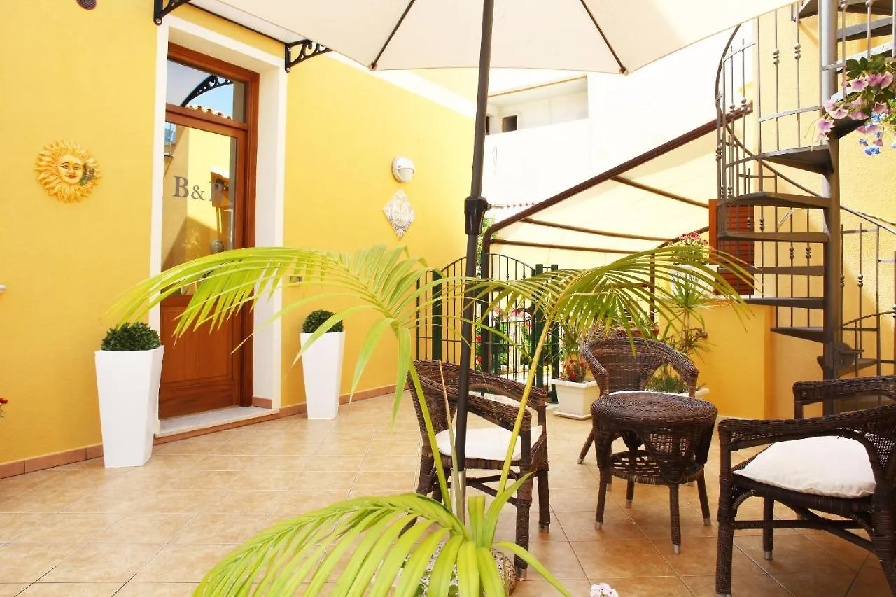 Coralia Bed & Breakfast San Vito lo Capo 2*,  Olaszország